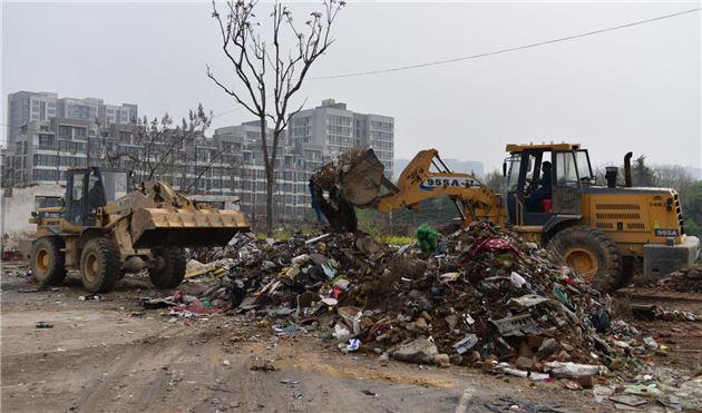 重磅！鄭州將取締馬路停車場(chǎng) 人行道禁設(shè)停泊位